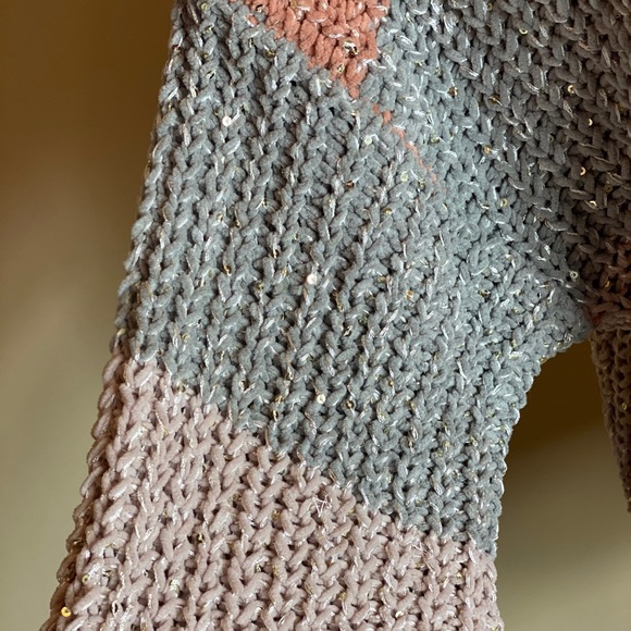 STORIA l/s sequin sweater multi print. Size: S - Picture 7 of 13